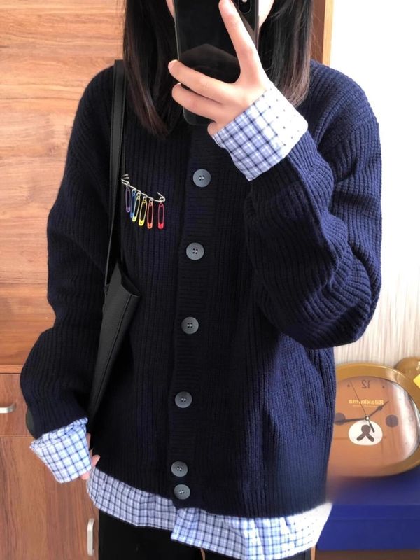 设计感格子拼接慵懒风复古别针假两件针织衫外套女秋冬毛衣开衫潮|undefined