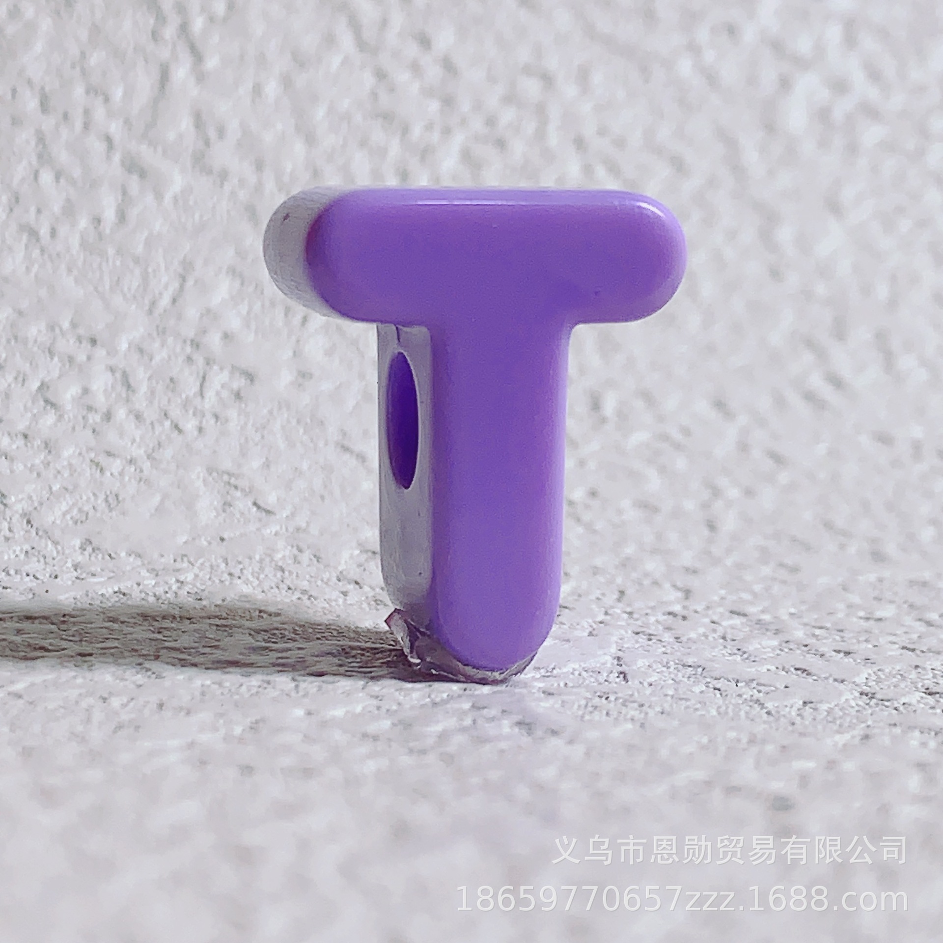 T (light purple)