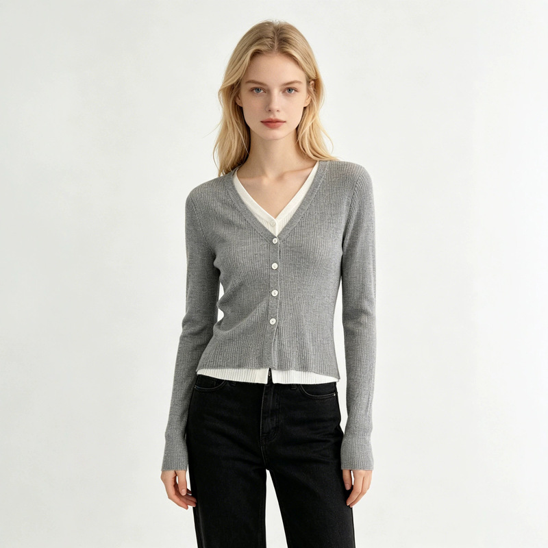 Russian Foreign Trade Clothing Fake Two-Piece Knitted Cardigan for Women, New Autumn and Winter Long-Sleeve V-Neck Stylish Base Top Russian Foreign Trade Clothing Fake Two-Piece Knitted Cardigan for Women, New Autumn and Winter Long-Sleeve V-Neck Stylish Base Top