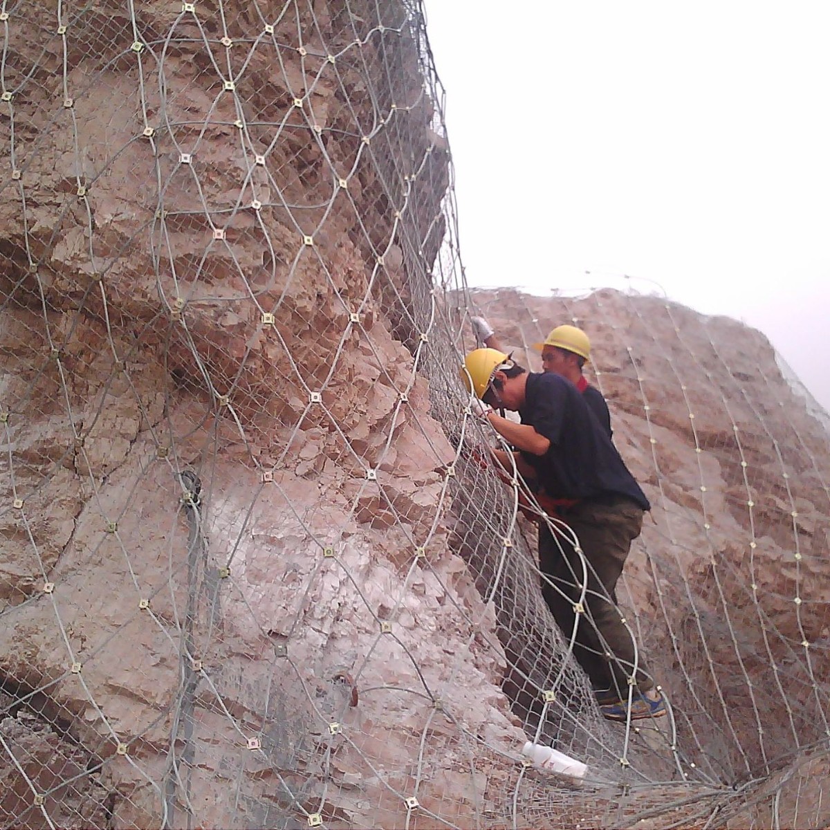 重庆供应山体滑坡边坡防护网 包裹岩石防护网 SNS柔性防护网厂家