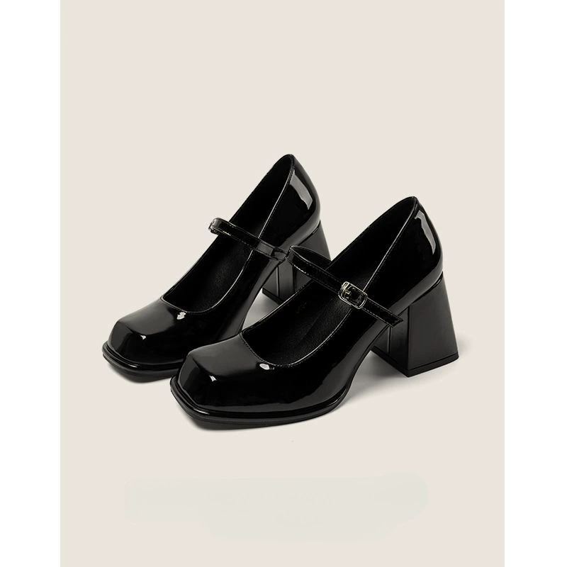 Французская квадратная голова Мэри Джейн маленькая кожаная обувь женская 2024 новая горячая девушка ветер японский стиль JK толстые туфли на каблуках лакированные туфли на высоком каблуке