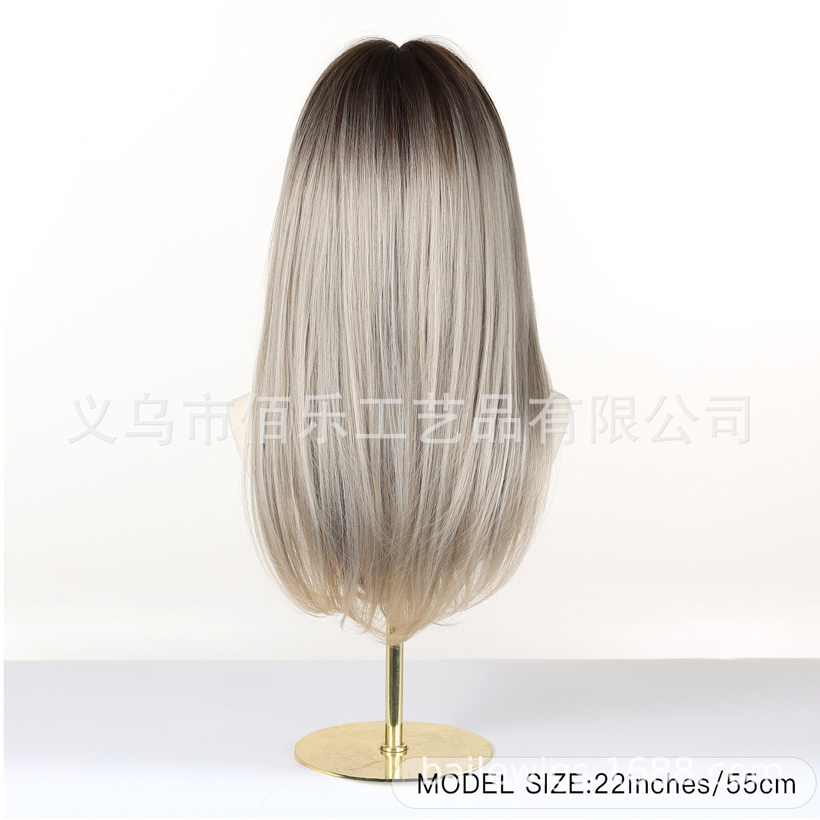 Nuevo estilo transfronterizo de peluca de platino, flequillo de ocho caracteres, cabello largo y liso teñido de negro en la parte superior de la cabeza, wigs de venta caliente en Europa y América