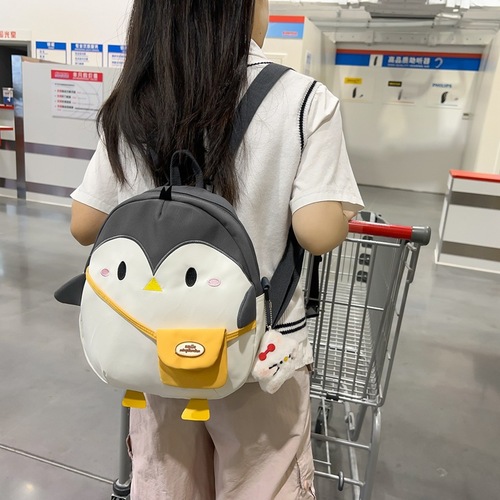 Ins cute and adorable little penguin double shoulder bag for girls, single shoulder crossbody two-in-one bag, large capacity student storage bag
