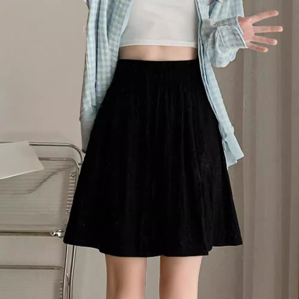 Women's Summer Thin Ice Silk Athletic Shorts, Wide Leg, Five-Fingered, Muscle Hiding, Slimming, Casual High-Waisted, Flowy Pants