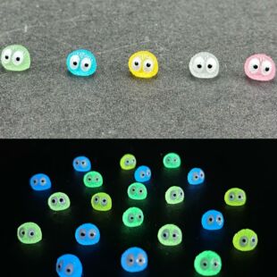 Glow-In-The-Dark Firefly Small Black Crafts Resin Micro Ornaments Christmas Creative Cute Ghost DIY Scene Decoration