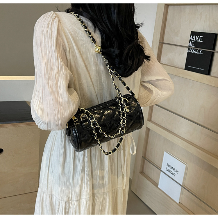 Piccola borsa a mano per donna 2024 nuova borsa a tracolla monospalla alla moda e alla moda, piccolo stile profumato, semplice_voghion.com