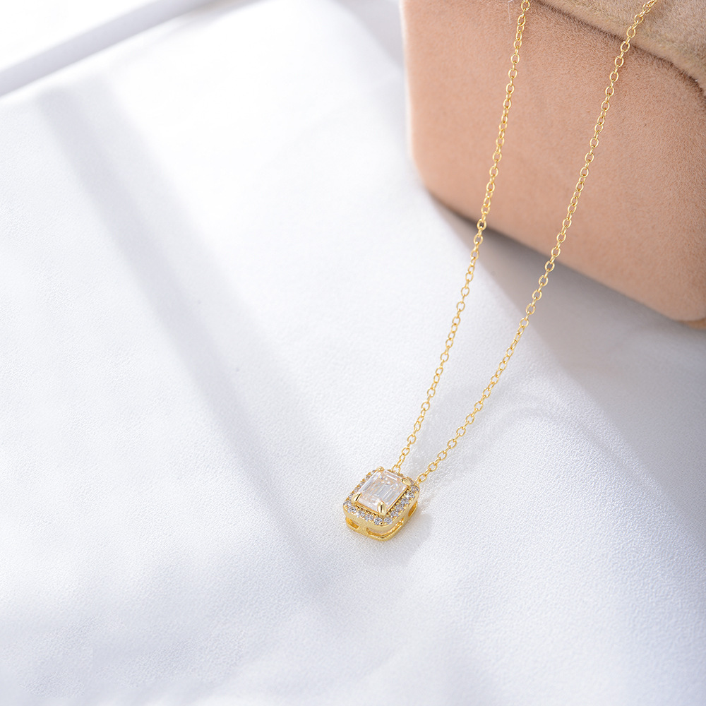 Pendant Necklace Classification 925 sterling silver Chain Material cable chain Chain Type 1 Piece Quantity 925 Sterling Silver Zircon Inlay Square Pendant Necklace
