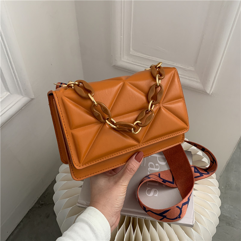 Simple casual handbag fashionable 2021 New retro personalized wide shoulder strap shoulder bag western style thick chain small bag