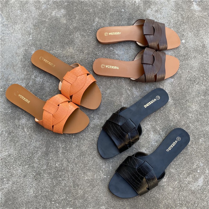 Women's Summer Woven Flat Sandals for Outdoor Wear, Casual Non-Slip Beach Shoes, Versatile Commuter Slip-On Slippers Women's Summer Woven Flat Sandals for Outdoor Wear, Casual Non-Slip Beach Shoes, Versatile Commuter Slip-On Slippers