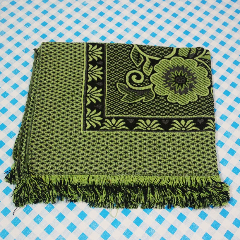 Old-fashioned sheet, duvet, sofa, wholesale