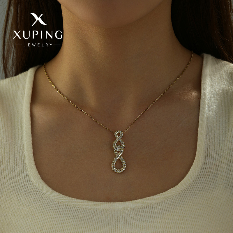 Collar con Colgante de Piedras Preciosas Artificiales de Diseño Exclusivo y Moderno de Xuping Jewelry, con un Toque de Lujo Ligero y Elegante