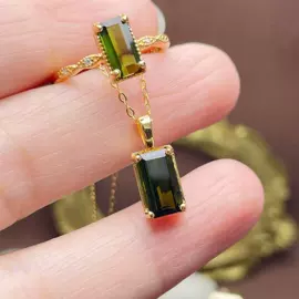 戒指;吊坠;耳钉