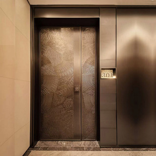 �r���Խ���һ�Tһ���M���p�ݴ��T�b�׷��I�����T�XС�^�����ĸ�T