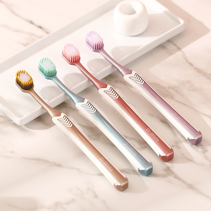 Японские широкоголовые зубные щетки для студентов с мягкой волосой