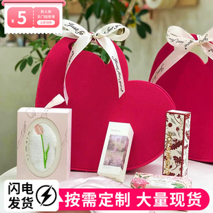 Felt Accompanied Gift Bag Wedding New Heart-Shaped Felt Bag Engagement Felt Handbag with Ribbon for Storage