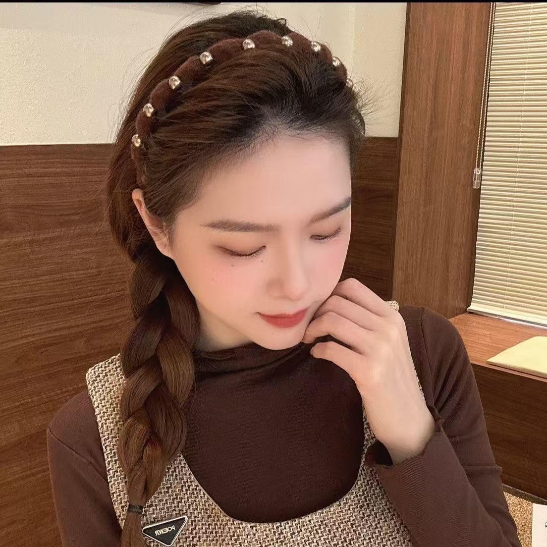 Perlas ondas de cabello para mujeres 2024 nuevo alto cráneo de correa de dientes antideslizante presión clip de cabello acabado artefacto paquete de cabello