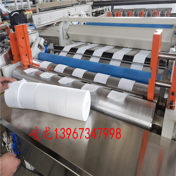 1一台家用小型洗脸巾加工设备 一次性干湿两用毛巾机器厂家