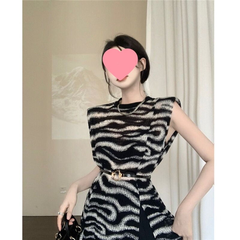 【Zebra Pattern】Elegant and Stylish Leopard Print Sleeveless Tank Top and Short Skirt for Petite Women, Summer Fashion