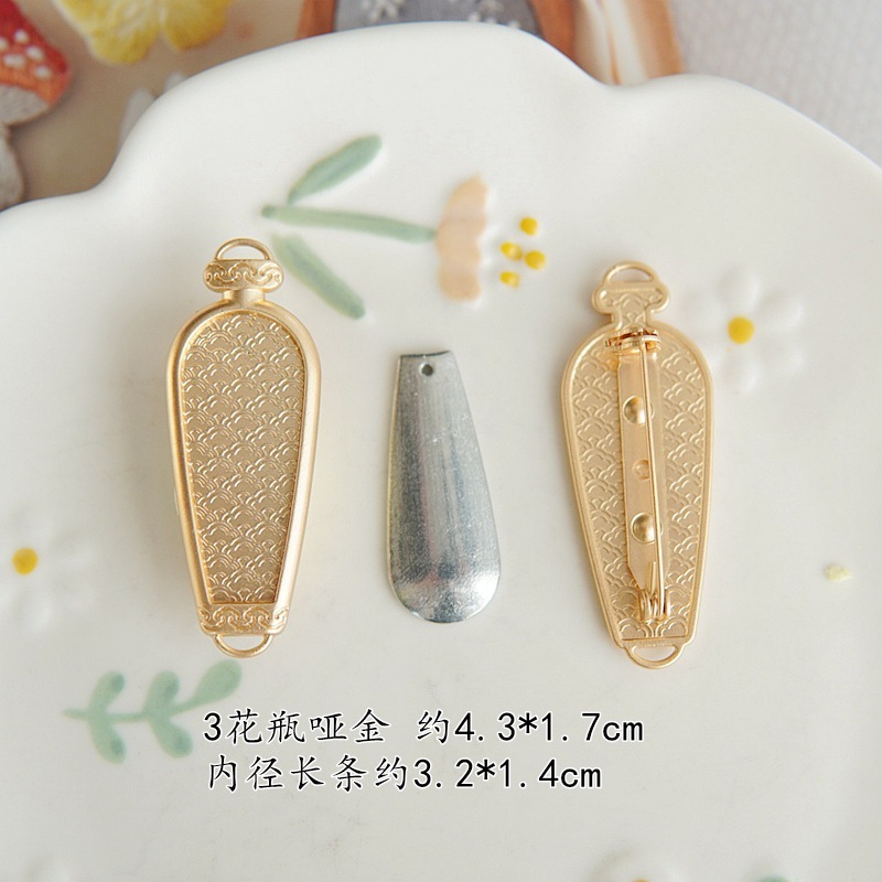宋锦蓝染布手染布刺绣布底托合金饰品古乐器天鹅仙鹤蜻蜓胸针款|undefined
