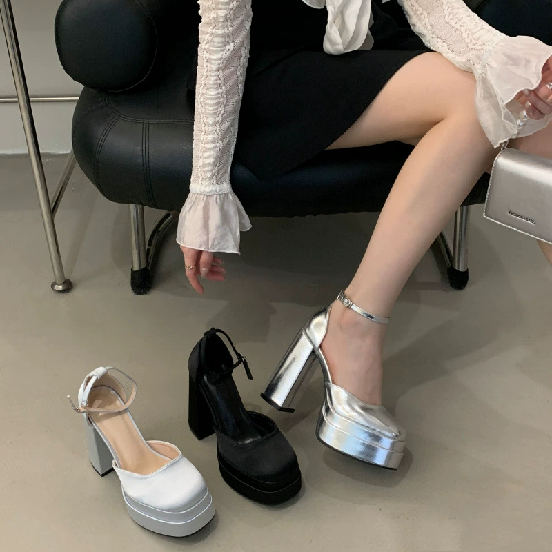 Удобные свадебные туфли для ведущих, новый стиль для миниатюрных людей, массивные каблуки с водонепроницаемой платформой, высокие каблуки для проведения выступлений и банкетов.