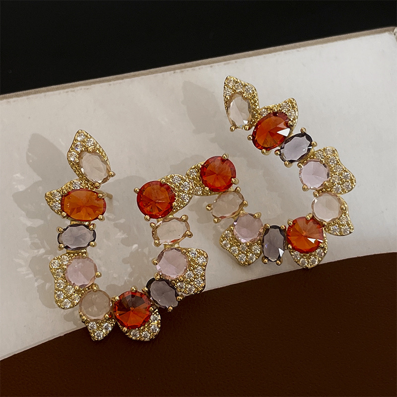 Retro Water Droplets Copper Inlay Zircon Ear Studs 1 Pair