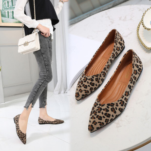 Doug Shoes Women's 2024 Spring and Autumn New Arrival Shallow Mouth Korean Style All-Match Retro Leopard Print Pointed Soft Bottom Lazy Shoes plus size