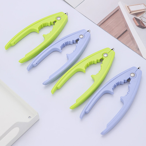 Blood clam claw, oyster opener, scallop claw, nut cracker, multi-functional kitchen tool, crab claw, one-stop service 