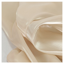 ꖹ⼆ѩ����]���z�����ϕr��Ů�b�B��ȹ���������b���ϝh�����b