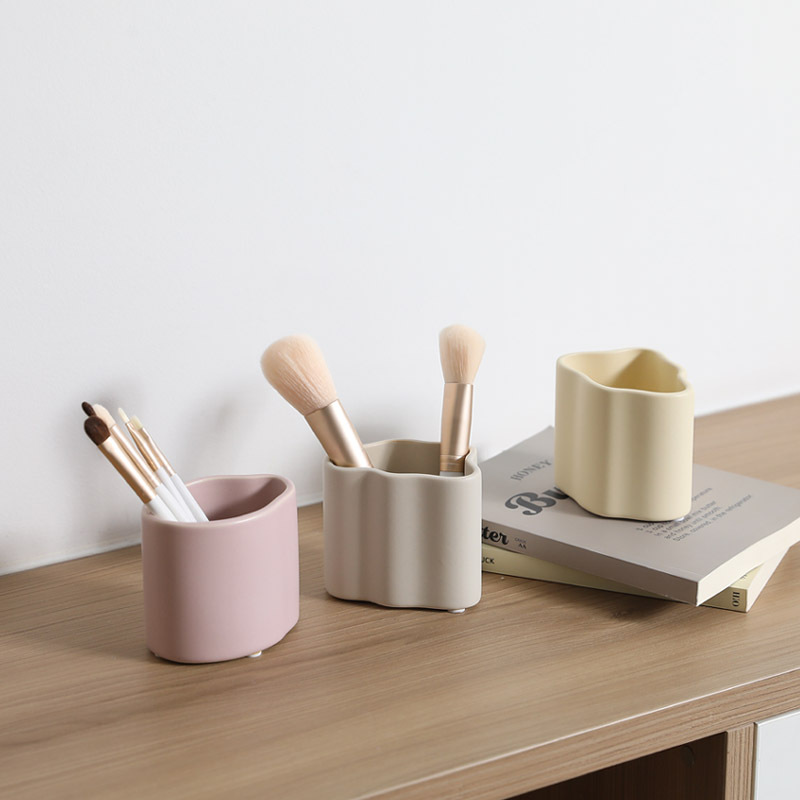 Nórdico cerámico simple dormitorio almacenamiento lata ins bolígrafo creativo escritorio maquillaje cepillo almacenamiento caja adornos de tocador