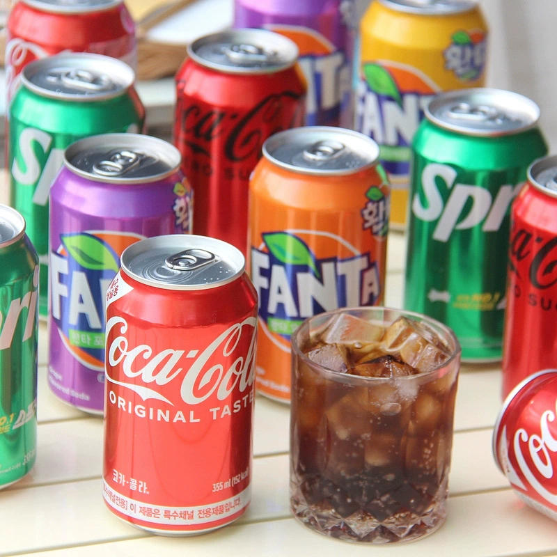 Южная Корея импортировала газированный напиток Coca-Cola, Fanta, в жестяных банках по 350 мл.