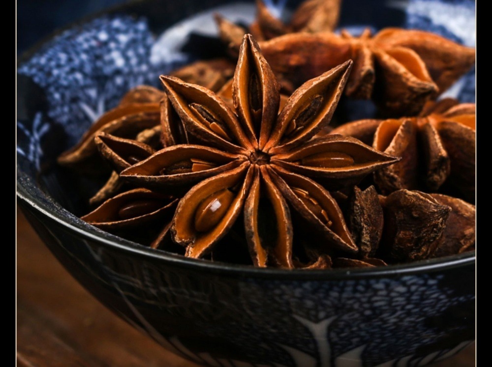 Star Anise Cinnamon Bay Leaf Sichuan Pepper Spice Set 500g Dried Culinary Herbs for Braising Stews and Marinades specifications