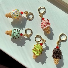 跨境欧美夏季新款彩色冰淇淋diy手工串珠吊坠清新可爱项链挂件