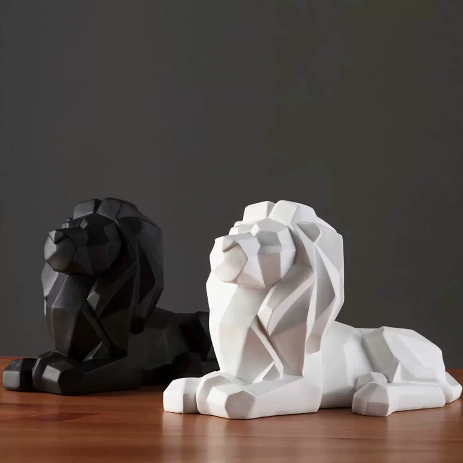 Modern white statue, DIY, lion, custom-made