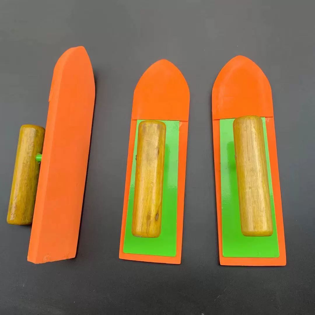 Шпатель-гладилка с деревянной ручкой / инструмент для разглаживания / гипсовая кельма / инструмент для затирки швов / шпатель для затирки швов