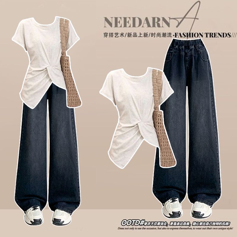 Fashionable Outfit # Irregular Slit Casual Short-Sleeved Korean-Style Slim-Fit Top Paired with Straight-Leg Jeans