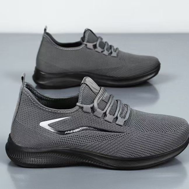 Zapatos deportivos de hombre casuales transpirables de tela de tela suave de malla de otoño de moda nueva moda zapatos de hombre para correr