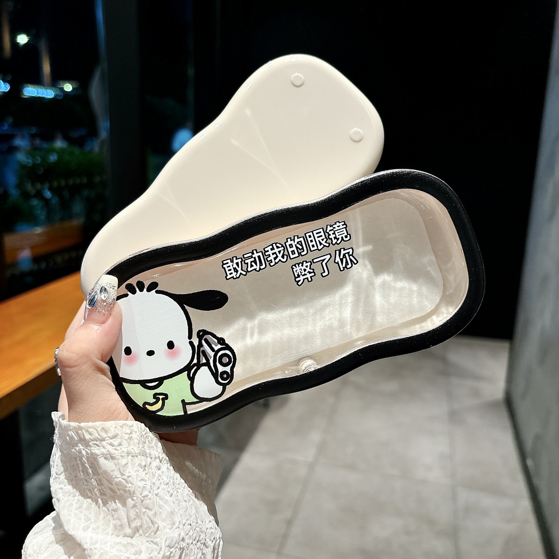 Caja de gafas transparentes de borde de la nube, alta sensación de almacenamiento portátil, niños, niños, niños, estudiantes, lindos, caja de gafas al por mayor