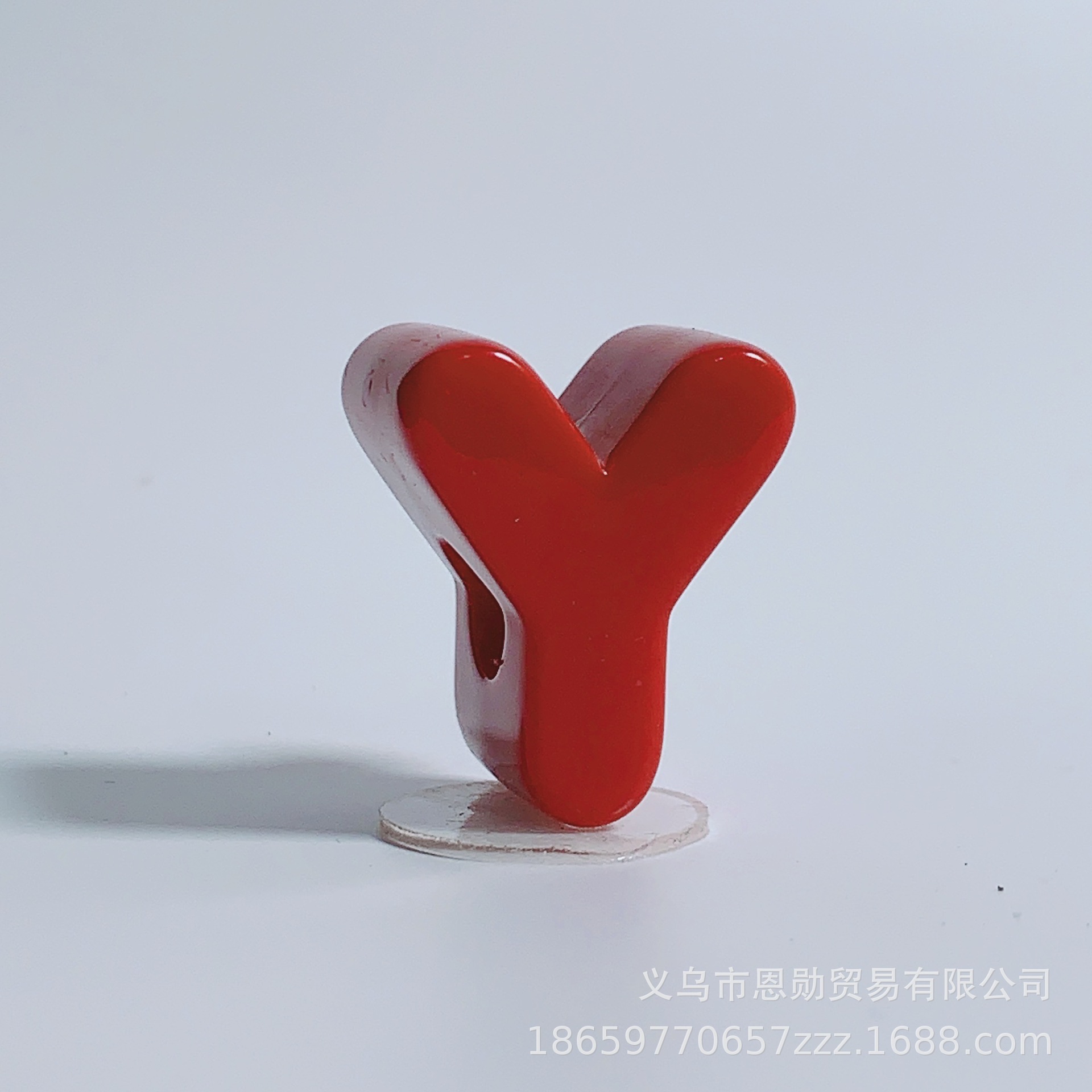 Y (red)