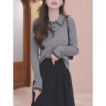 新款韩系坑条娃娃领长袖针织衫上衣大码早秋新款显瘦灰色气质打底