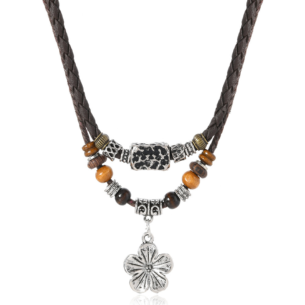 retro necklace