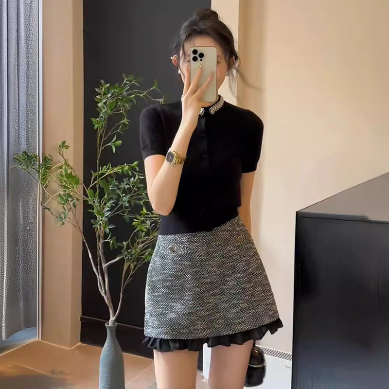 Xiaoxiangfeng ファッションスーツ女性のための 2025 夏の新しいスタイル小人年齢削減痩身トップスとスカートツーピーススーツ|undefined