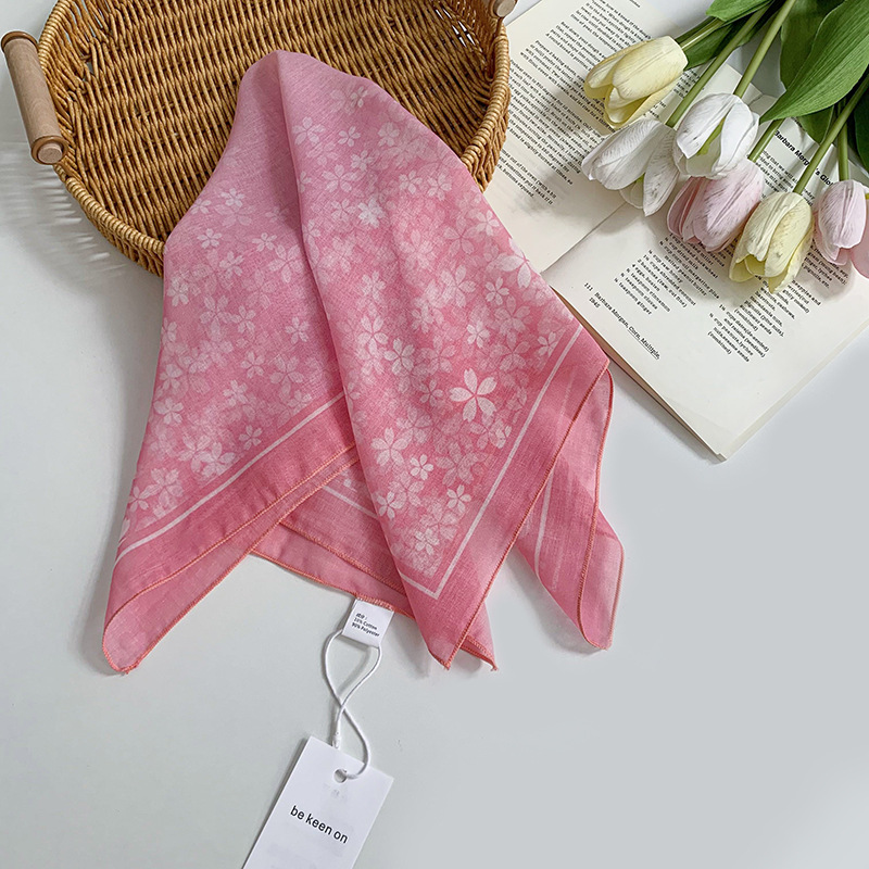 Pañuelo floral, estilo pastoral femenino de verano, nuevo estilo, bufanda fresca, bufanda de seda, bufanda cuadrada pequeña, bufanda de cuello de sentido avanzado