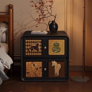 Retro Solid Wood Bedside Table Bedroom Mid-Century Style Bedside Table Floor-Standing Drawer Type Bedside Storage Rack Light Luxury Table
