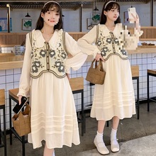 孕妇装春装连衣裙套装春季新款时尚小清新洋气马甲裙子两件套