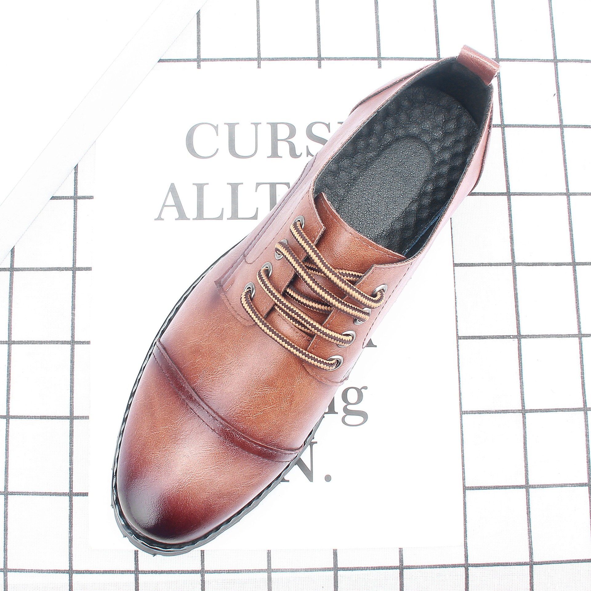 �������շ�һ�ŵ���Ьʱ�����������ͷ��ʿƤЬ402