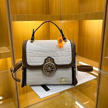 �羳����Ů��2025�¿���|�аٴ�s�μ���{�~�y������б���