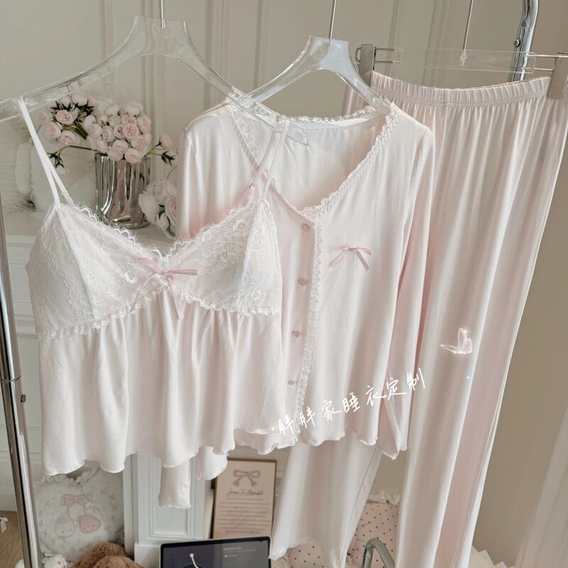 【Qingqing Daily】Dale Cotton Pajamas for Women, Three-Piece Set, Loose-Fitting Camisole, Pure and Simple Style, Long-Sleeve Loungewear 【Qingqing Daily】Dale Cotton Pajamas for Women, Three-Piece Set, Loose-Fitting Camisole, Pure and Simple Style, Long-Sleeve Loungewear
