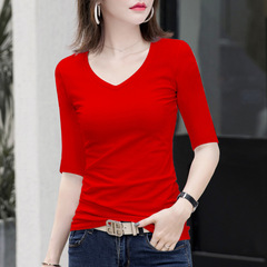 春夏の新型の中袖のtシャツの女性は韓国版の5分袖のvネックの上着の半袖の底のシャツの女性の中で7分袖を掛けます。