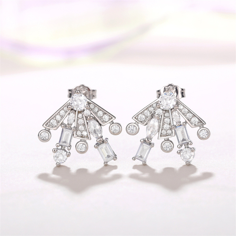 Cao Shi è ovviamente gli stessi splendidi orecchini di fuochi d'artificio, temperamento dolce, orecchini geometrici in zircone, orecchini femminili sottili e alla moda_voghion.com
