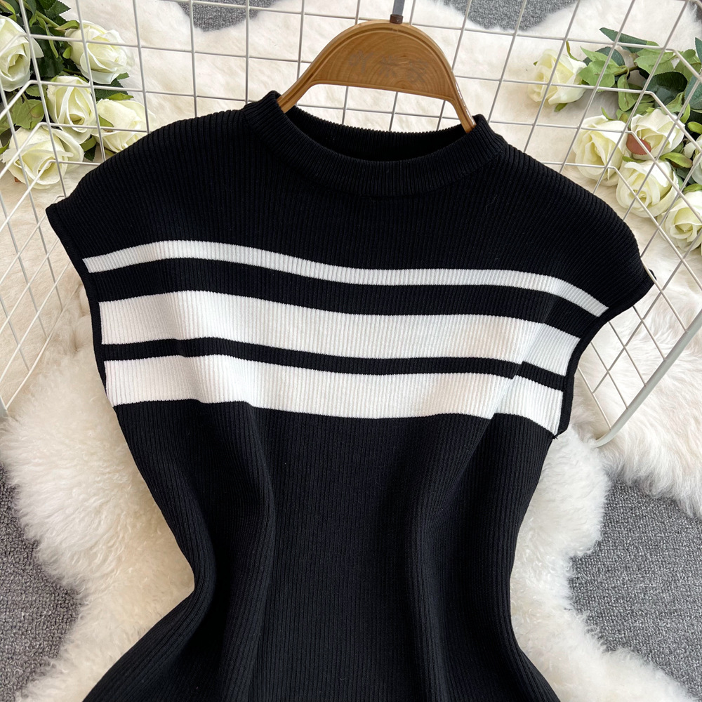 473g Weight Sleeveless Sleeve Length Polyester Fabric Type Pant Co-ord Set Sets Type 2 Pieces Set Quantity Daily Occasion Round Neck Neckline Loose Fit Type Stripe Pattern Summer Season Women's Gender Casual Style Daily Women's Casual Stripe Polyester Pant Co-ord Set Pants Sets 21